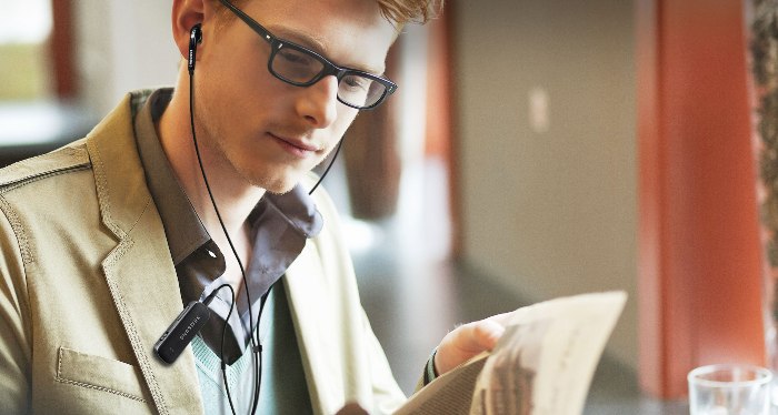 Tai nghe bluetooth kẹp áo