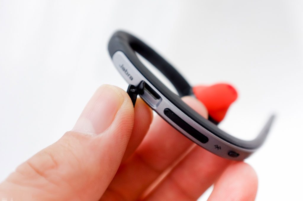 Dùng tai nghe Bluetooth có hại cho sức khỏe không ?