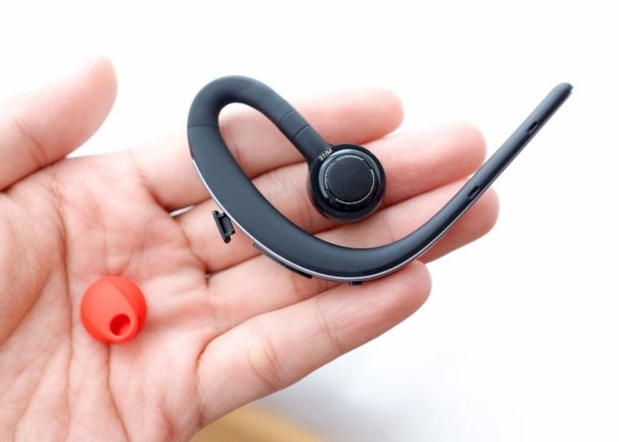  tai nghe bluetooth Jabra Storm