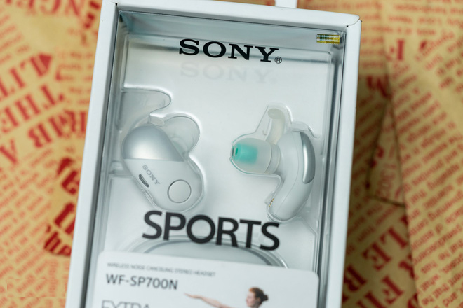 Đánh giá mẫu tai nghe thể thao Sony WF-SP700N Đánh giá mẫu tai nghe thể thao Sony WF-SP700N